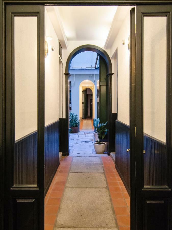 San Vicente Ferrer 22 Apartment Madrid Exterior photo